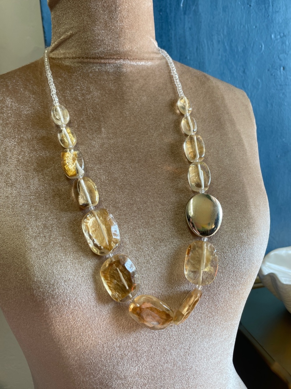 Elegant Gold-Tone Glass Bead Necklace - Women Jewelry
